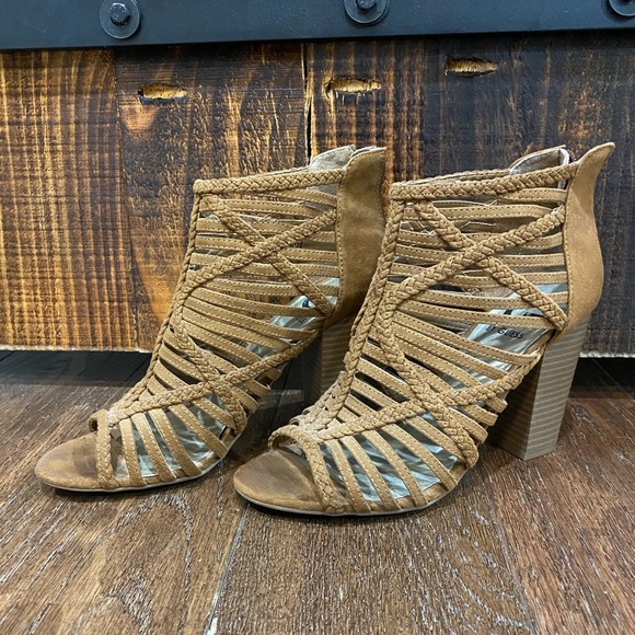 Guess open toe shoe boot - Picture 1 of 5
